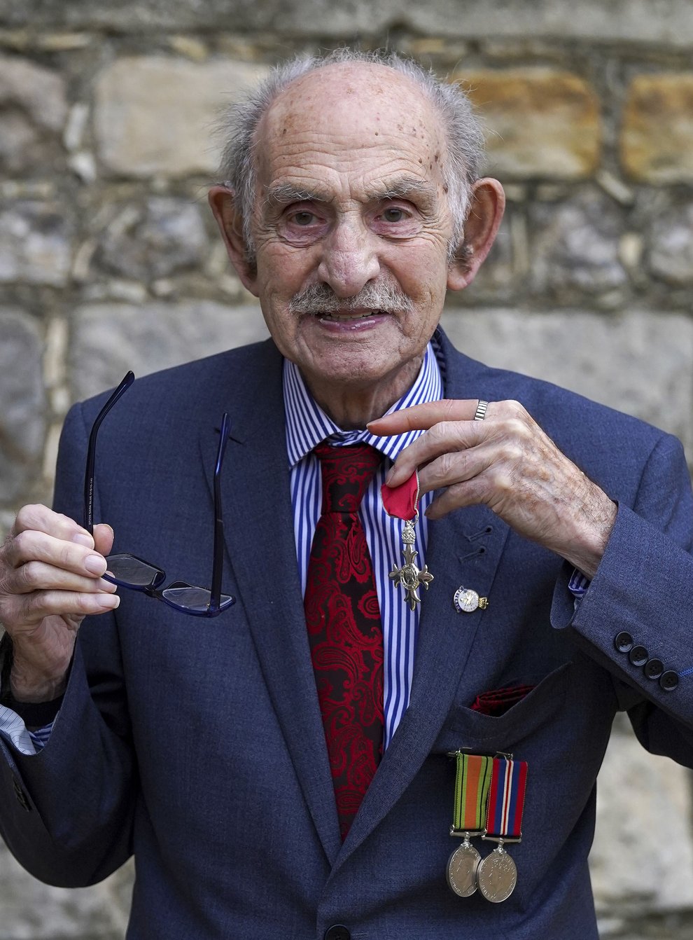 Henry Lewis, honorary vice president of The Magic Circle, after receiving an MBE at Windsor Castle (Steve Parsons/PA)