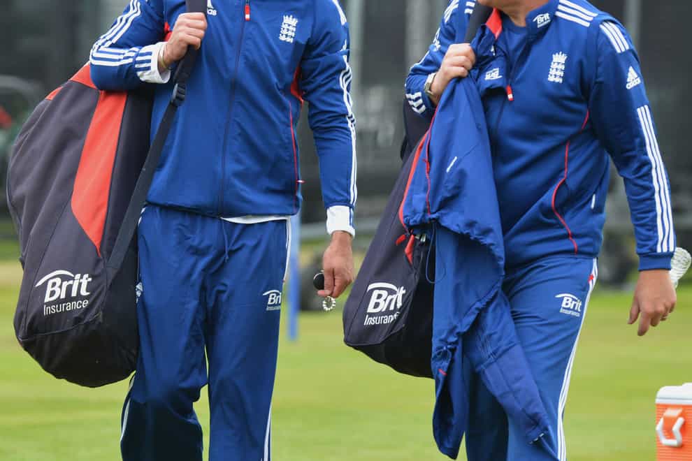 Kevin Pietersen (left) and Ashley Giles (PA)