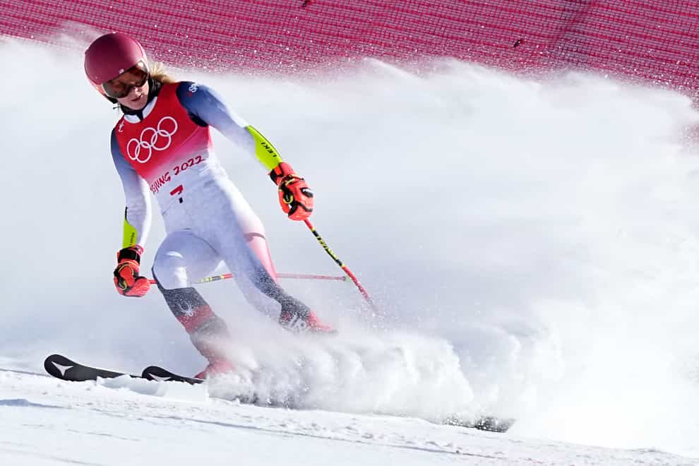 Mikaela Shiffrin crashed out of the women’s giant-slalom in Beijing (Robert F. Bukaty/AP)