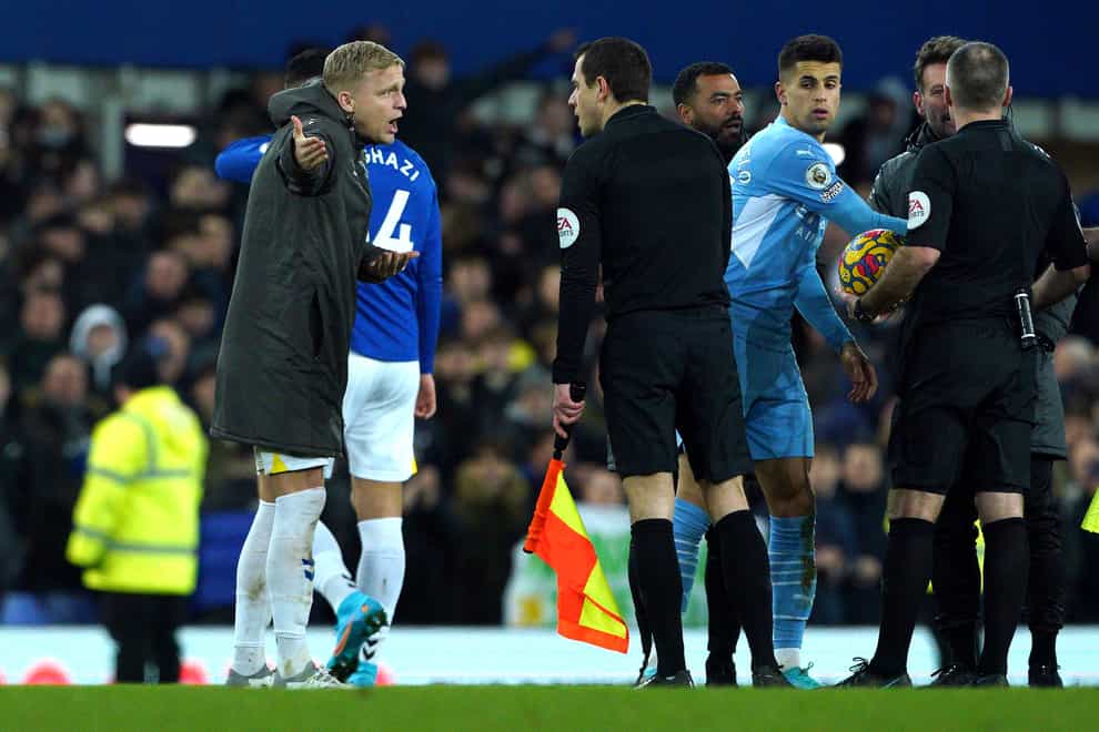 Everton’s Donny Van De Beek (left) argued with the assistant referee after the final whistle against Manchester City (Peter Byrne/PA)