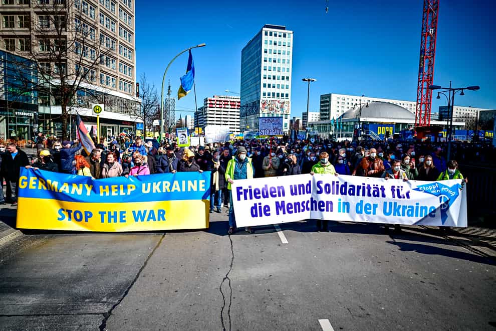 People demonstrate against the war in Ukraine in Berlin (Fabian Sommer/dpa via AP)