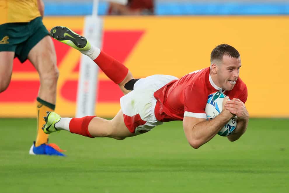 Wales’ Gareth Davies scores his sides second try during the 2019 Rugby World Cup match at the Tokyo Stadium, Japan.