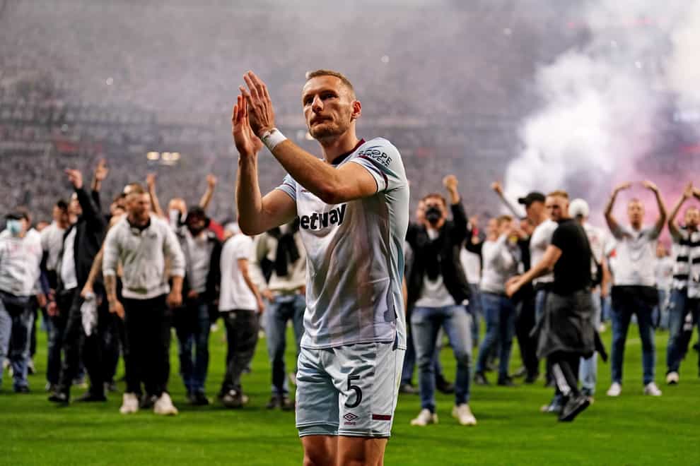 Vladimir Coufal applauds the fans after the defeat by Eintracht Frankfurt (Mike Egerton/PA)
