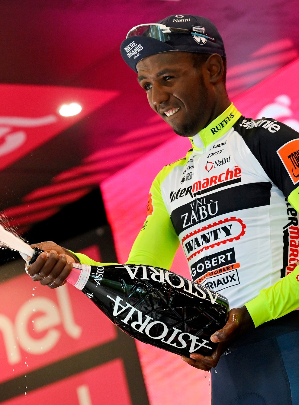 Biniam Girmay celebrates winning the 10th stage of the Giro D’Italia (Massimo Paolone/LaPresse via AP)