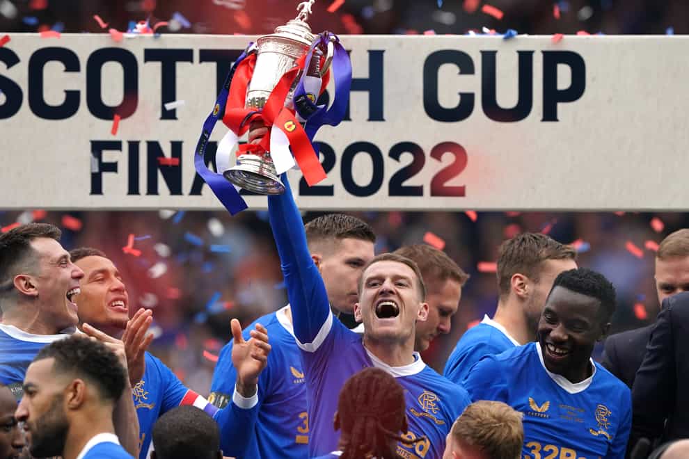 Steven Davis lifts the Scottish Cup (Andrew Milligan/PA)