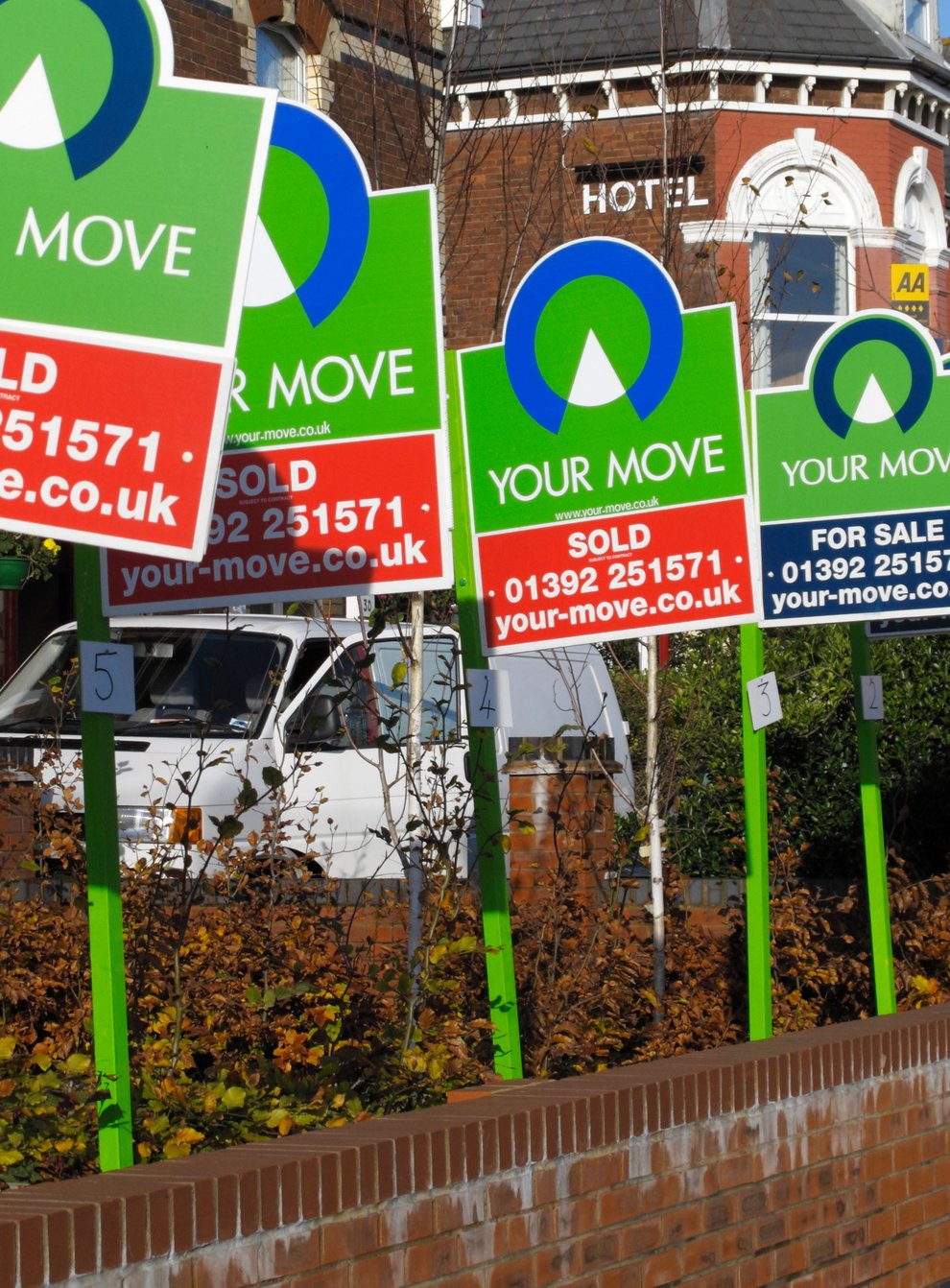 House prices continue to climb (Alamy/PA)