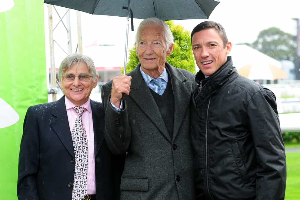 Lester Piggott with Willie Carson (left) and Frankie Dettori (right) (Anna Gowthorpe/PA)