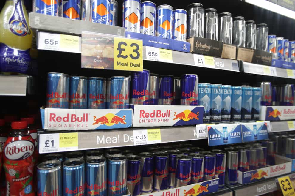 The Welsh Government proposes to ban the sale of energy drinks to under 16s.