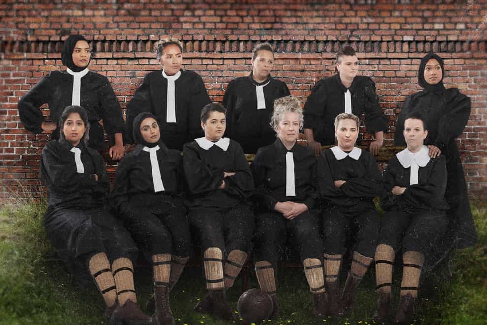 Chelcee Grimes and community footballers teamed up to recreate the photo from 1895 (Camelot)
