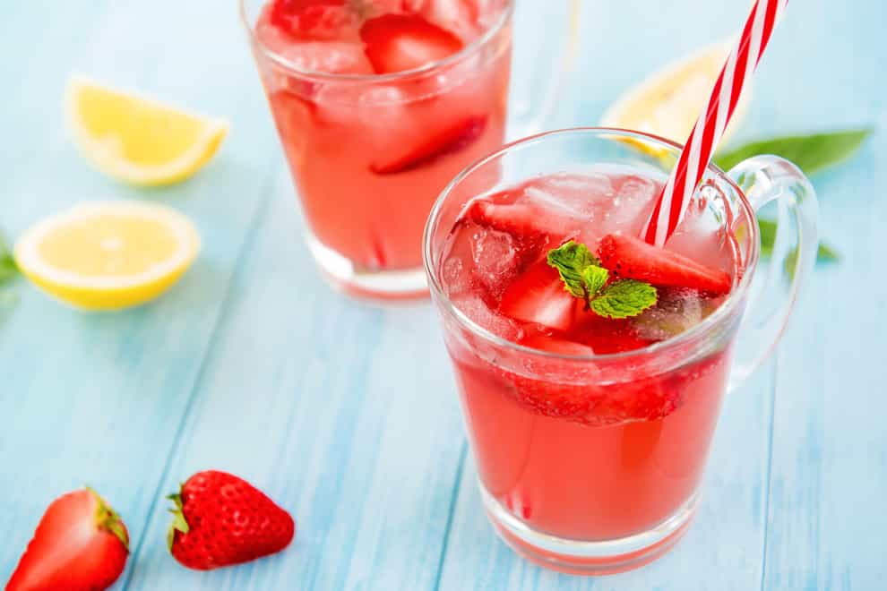Keep cool in hot weather with refreshing drinks and dishes (Alamy/PA)