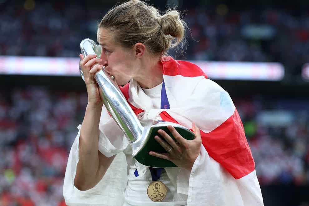 Ellen White with the Euro 2022 trophy (Nigel French/PA)