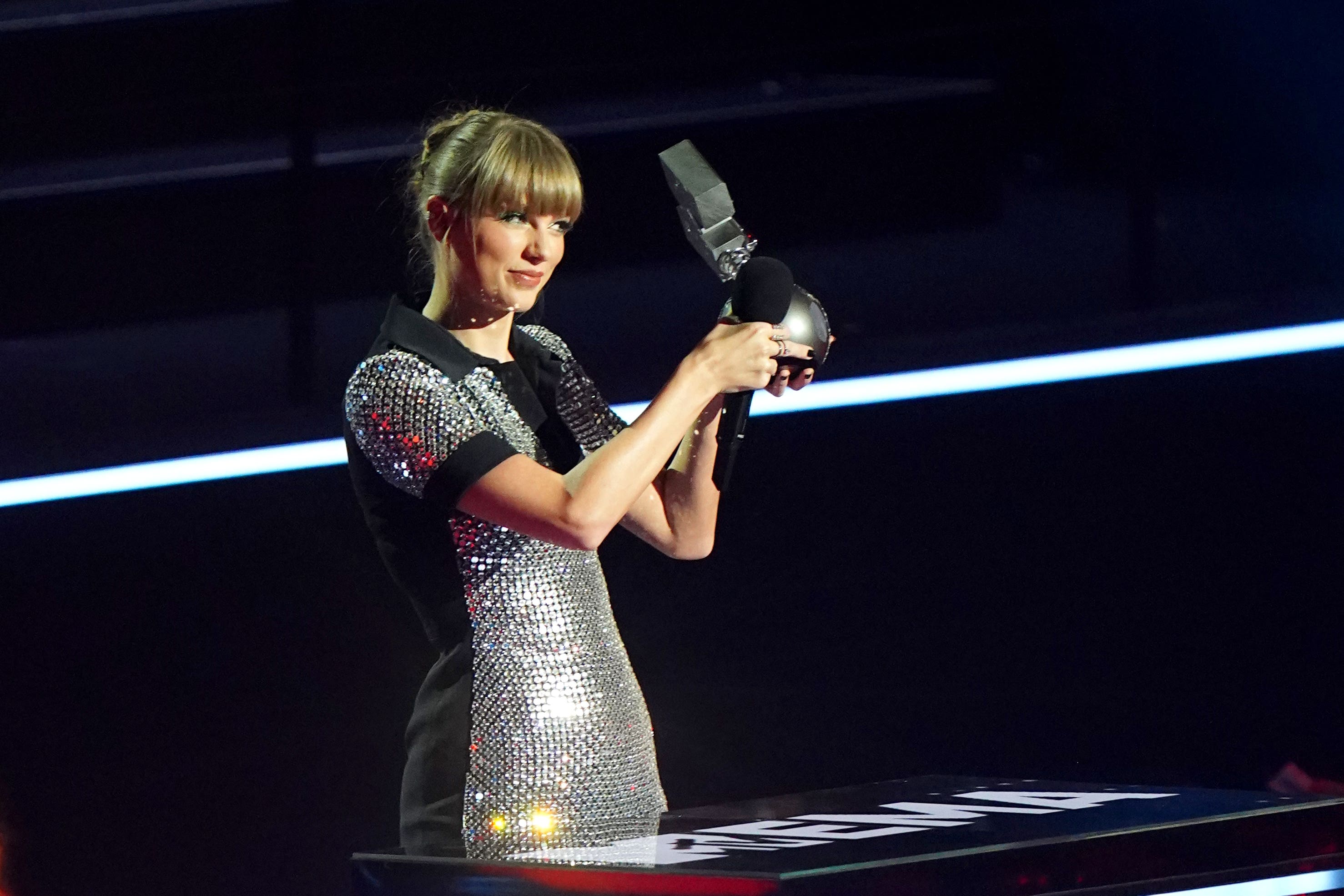 Taylor Swift triumphs at 2022 MTV Europe Music Awards as she claims top gongs