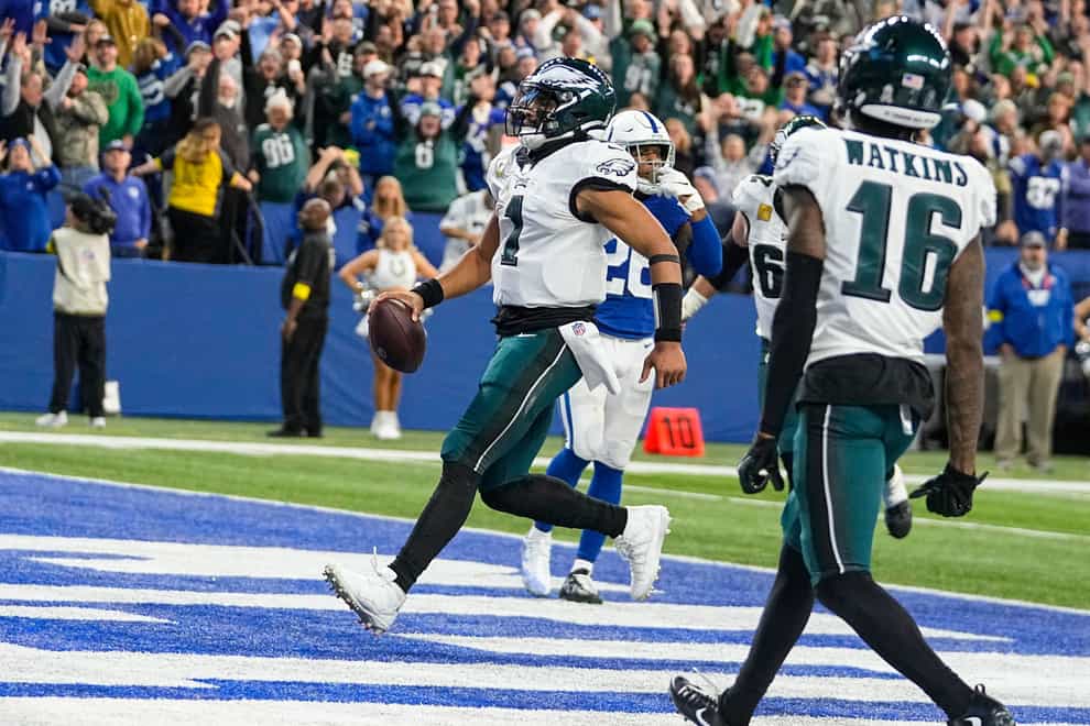 Philadelphia Eagles secure shaky 17-16 victory over Indianapolis Colts (Darron Cummings/AP)