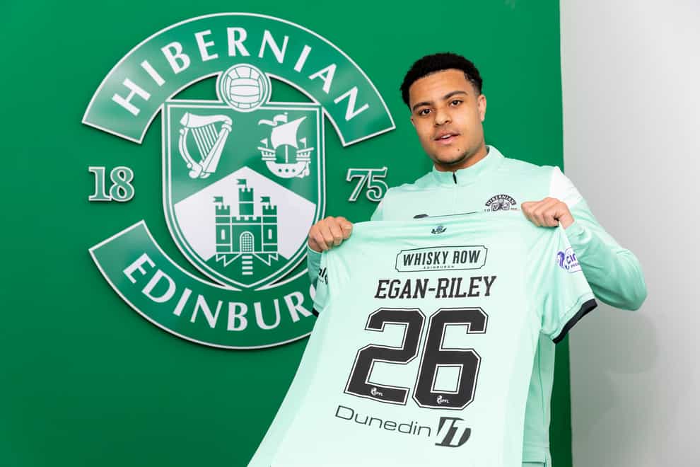 CJ Egan-Riley has moved on loan (Hibernian FC)
