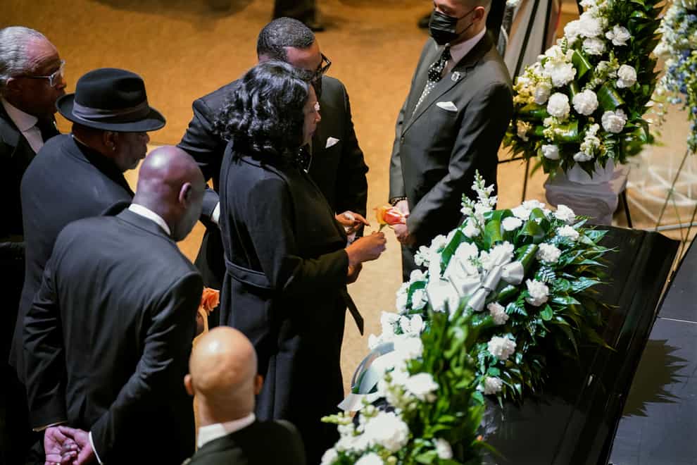 RowVaughn Wells stops in front of the coffin of her son Tyre Nichols (Andrew Nelles/The Tennessean via AP)