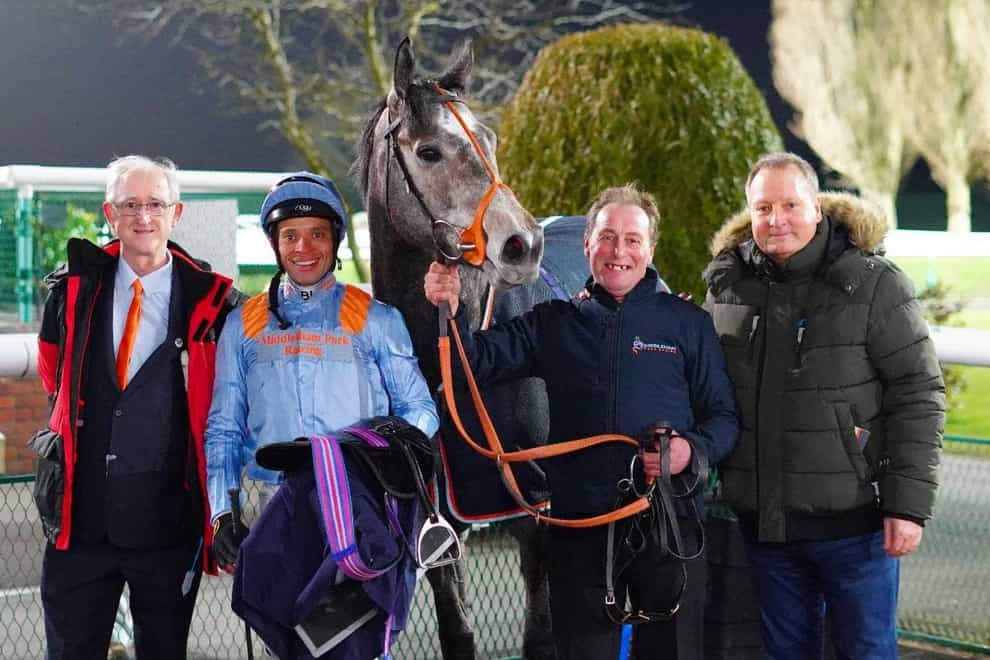 Shouldvebeenaring with connections after winning at Southwell (Tony Knapton)