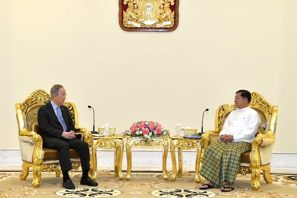 Senior General Min Aung Hlaing and Ban Ki Moon held talks (Military True News Information Team via AP)
