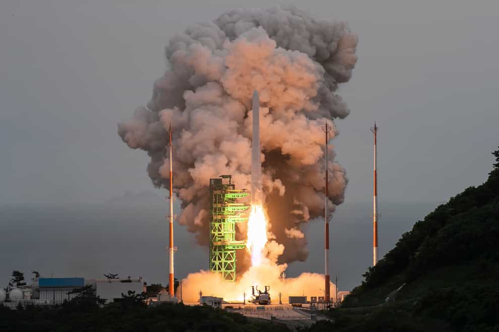The Nuri rocket lifts off (Korea Aerospace Research Institute/AP)