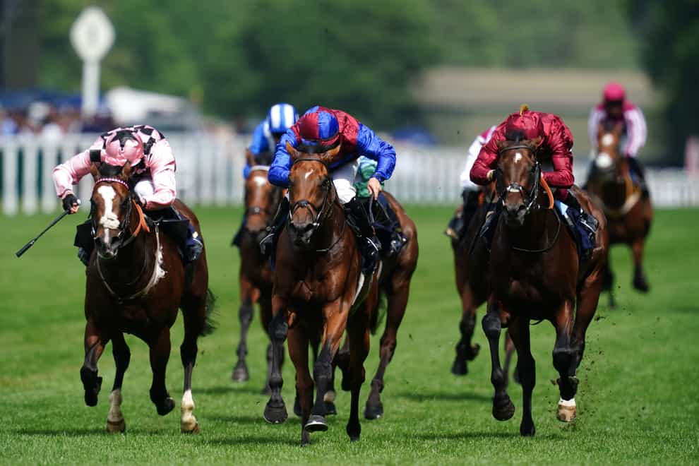 Age Of Kings (centre) holds on to win the Jersey (David Davies/PA)