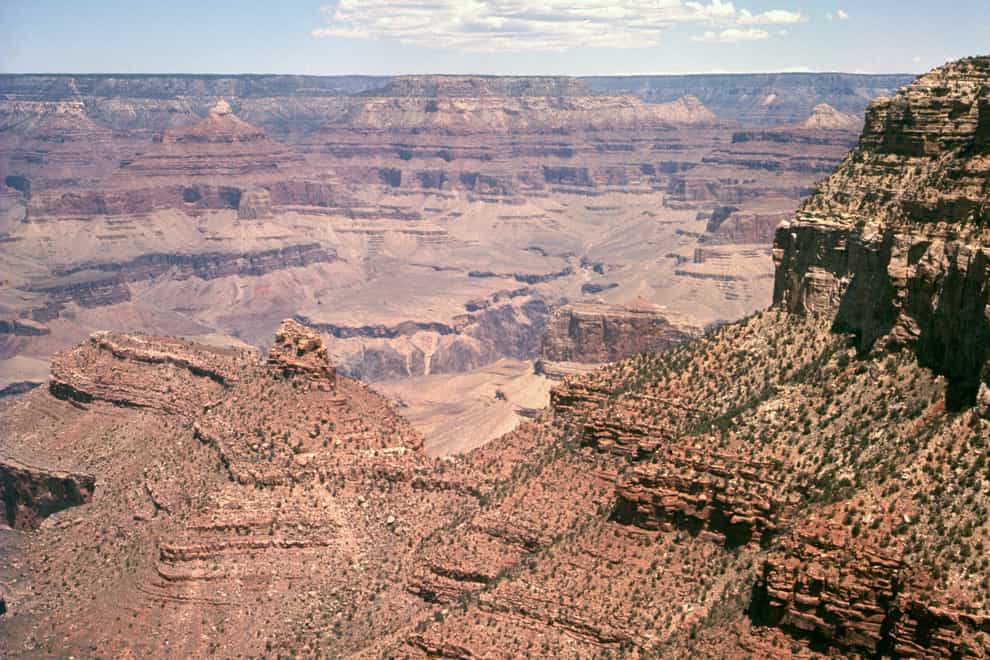 A teenager fell 100ft at the Grand Canyon (PA)
