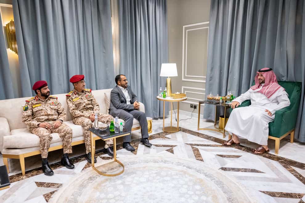 Saudi Defence Minister Prince Khalid bin Salman, right, meets a delegation from Yemen’s Houthi rebels in Riyadh, Saudi Arabia (Saudi government via AP/PA)