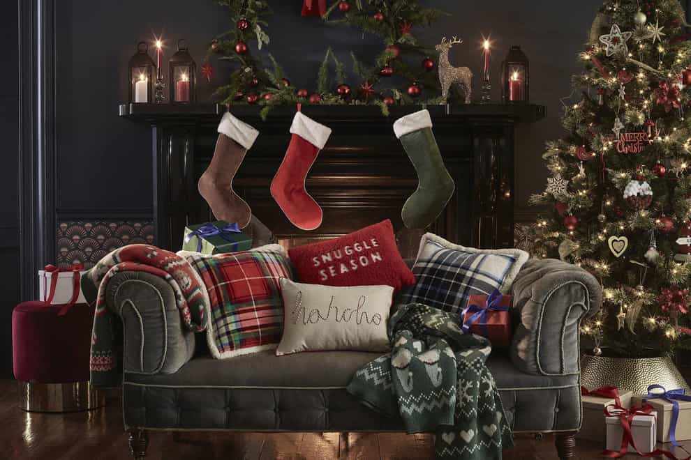 Opt for scarlet hues to bring a touch of the festive into your home for Christmas (Direct.asda/PA)