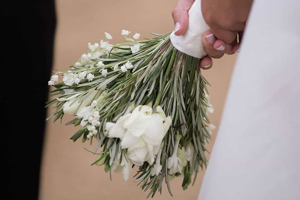 Minimalist florals are trending in the wedding world (Isobel Jonny/Lavender Green Flowers/PA)