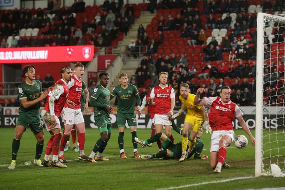 Plymouth Argyle�s Ben Waine (centre) attempts a shot on goal during the Sky Bet Championship match at the AESSEAL New York Stadium, Rotherham. Picture date: Friday April 5, 2024.